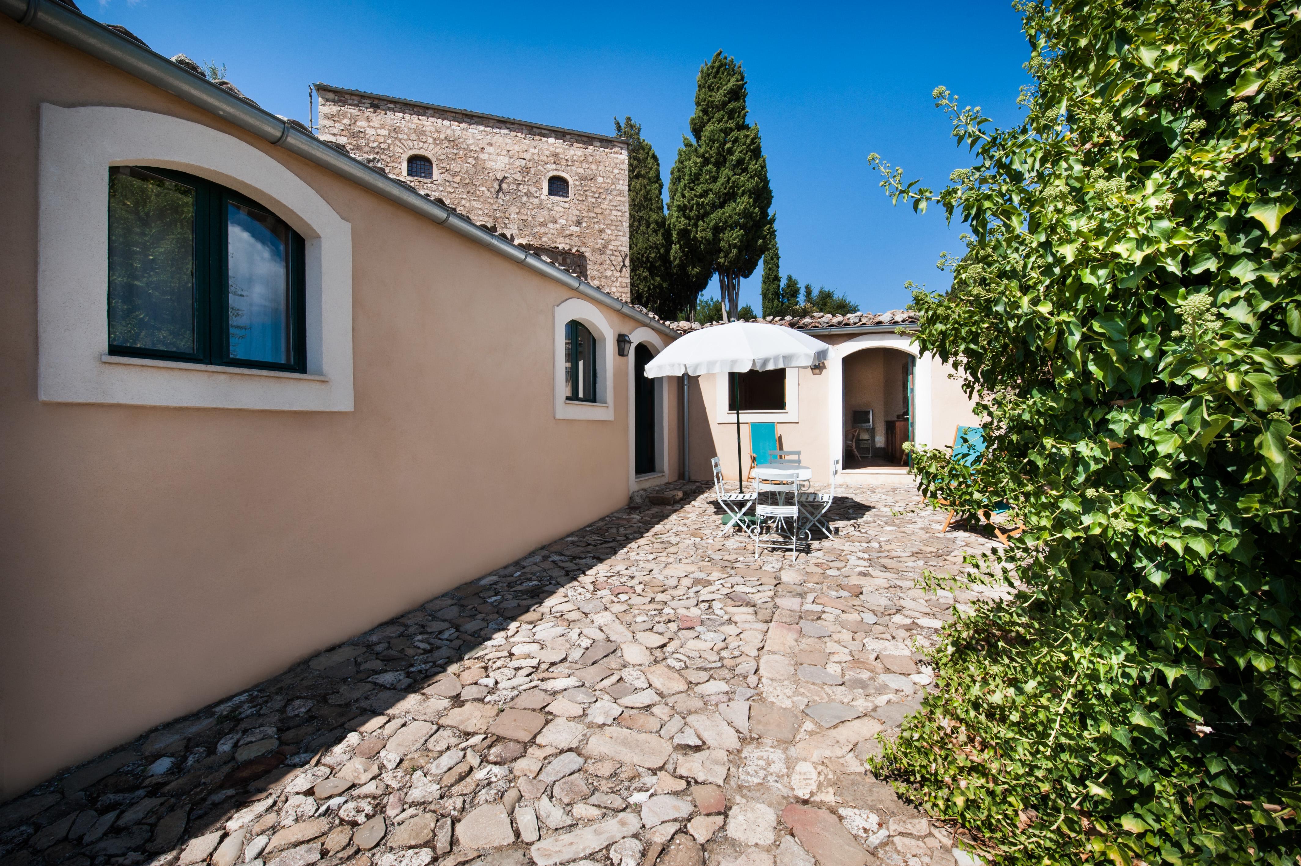 Masseria San Giovanni Sgadari Bompietro Esterno foto
